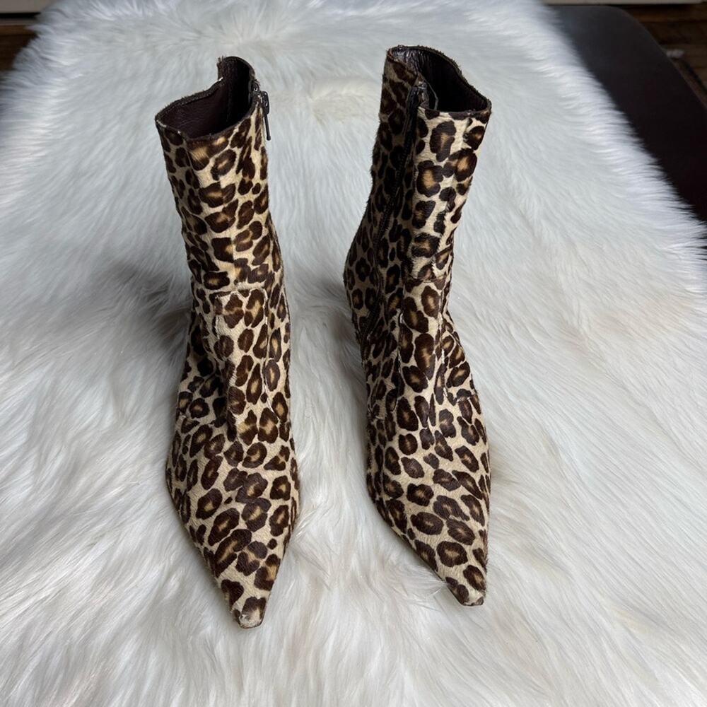 Ursula Mascaro Vintage 90’s Calf Hair Leopard Pointed Toe Booties - Picture 3 of 10